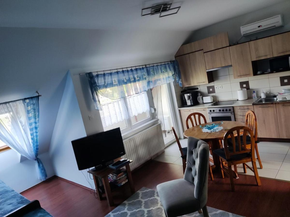 Appartamento Blue Apartman Makó Esterno foto